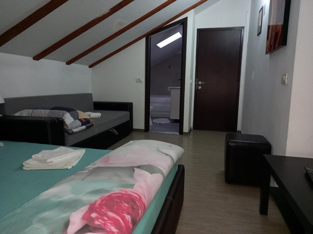 Villa Zorba Bucarest Habitación foto